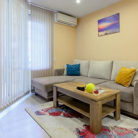 уютен в град アパート ヴァルナ