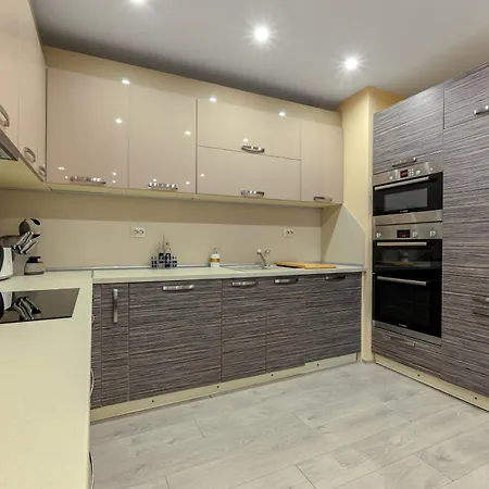 уютен в град Appartement *