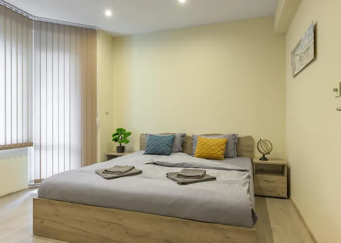 уютен в град * Βάρνα