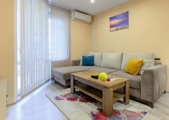 уютен в град Διαμέρισμα Βάρνα